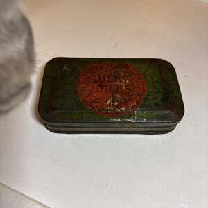 Vintage early 1900's Lucky Strike Cut Plug R.A. Patterson Tobacco Tin Box